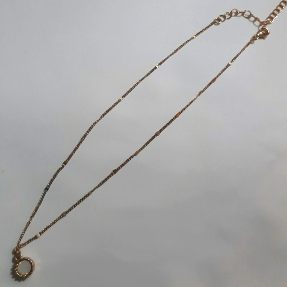 Gold necklace